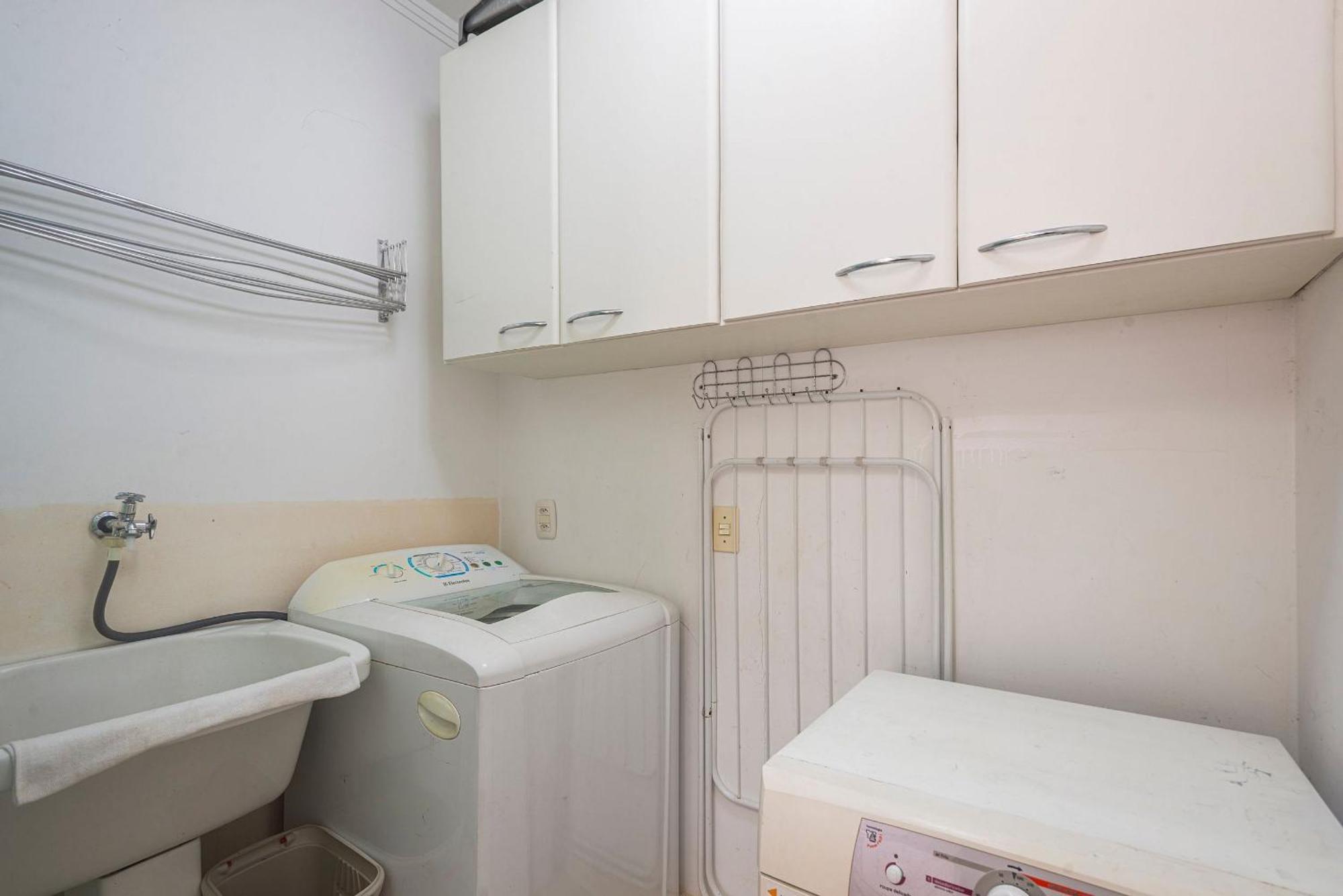 Apartamento Clda021 - Amplo Apto Todo Climatizado No Centro 3q