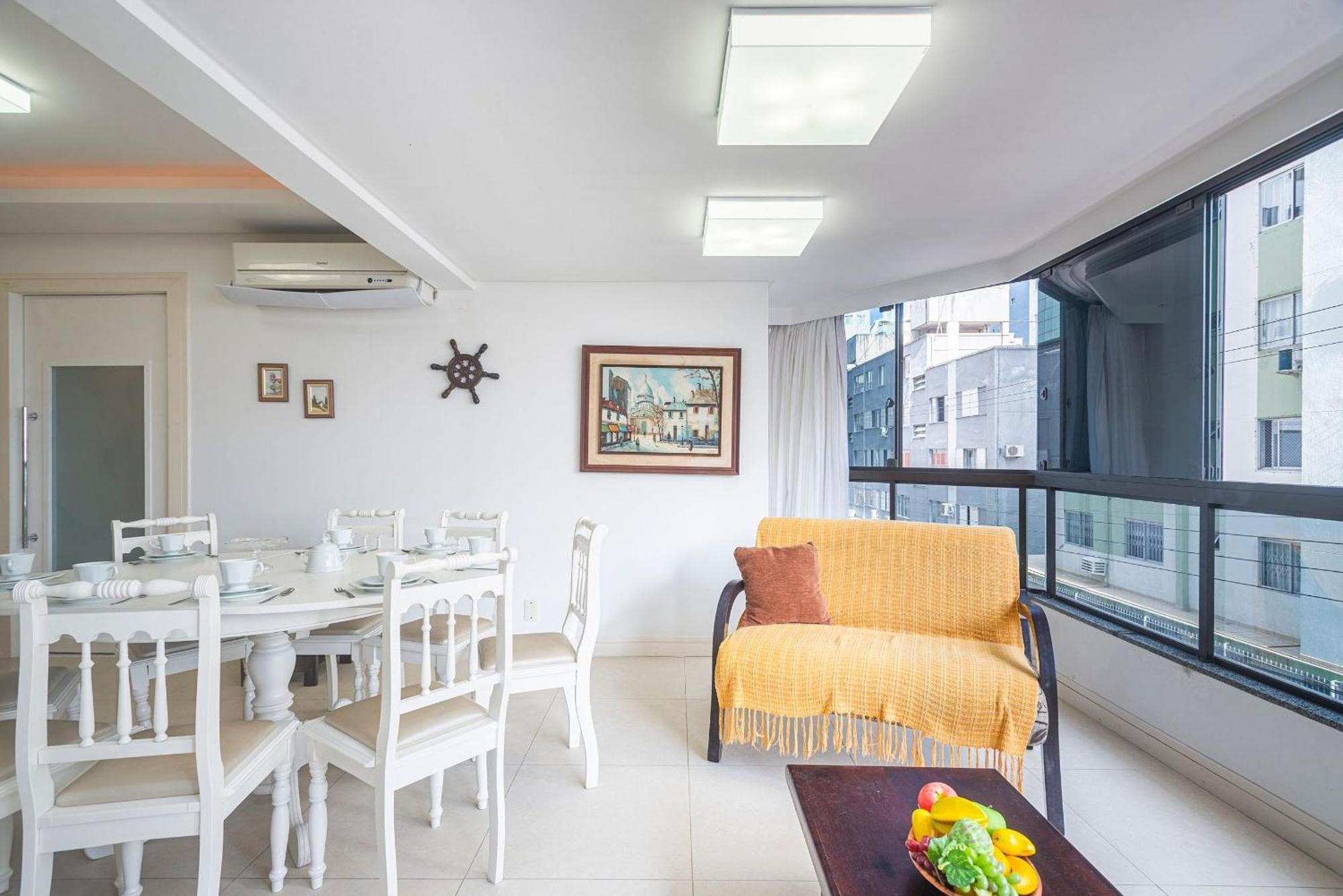 Clda021 - Amplo Apto Todo Climatizado No Centro 3q * Balneario Camboriu