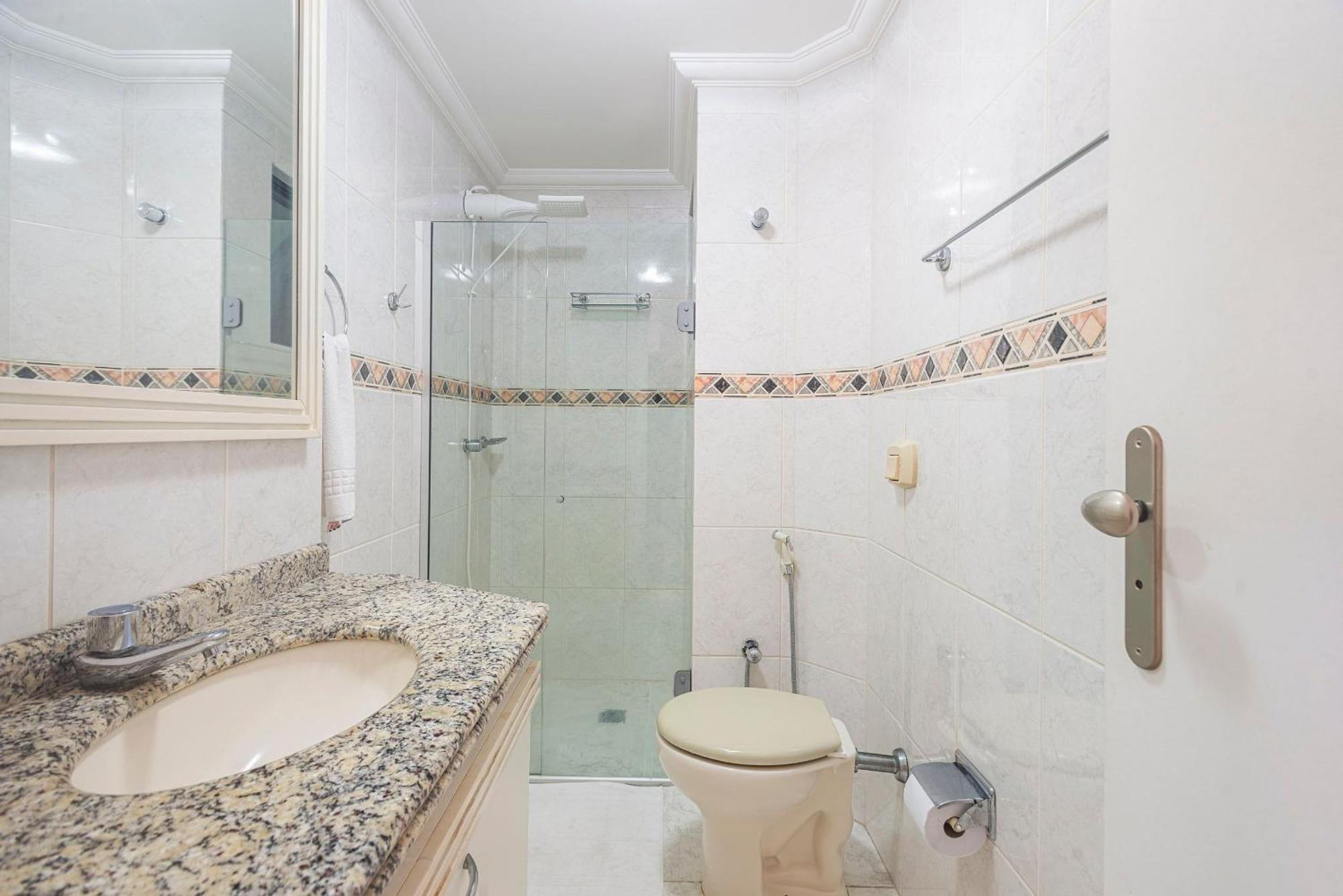 Apartamento Clda021 - Amplo Apto Todo Climatizado No Centro 3q *